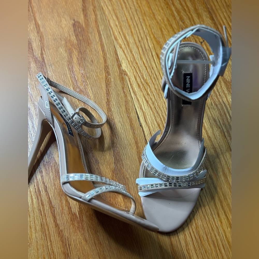 Nine West Nude Rhinestone Ankle-Strap Heels – Elegant Dress Pumps ✨